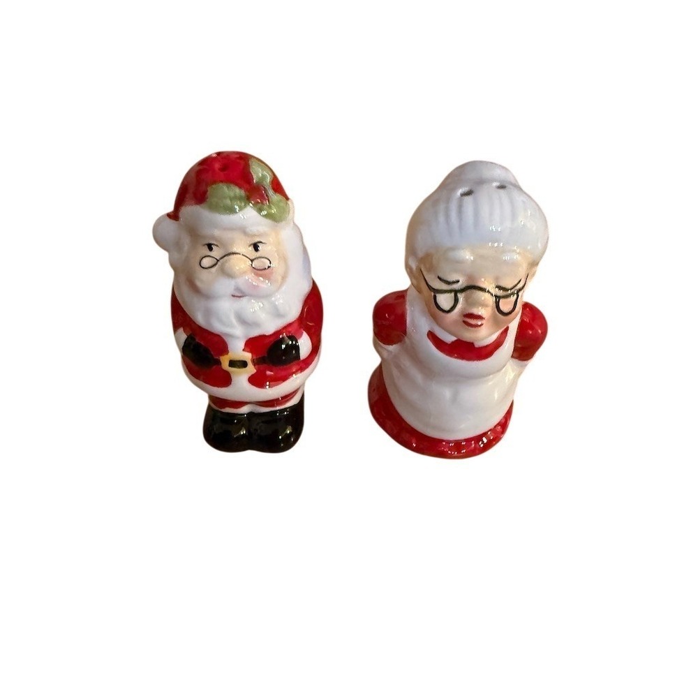 Smart Living Santa & Mrs. Claus Salt & Pepper Shakers Set Christmas w/ Box